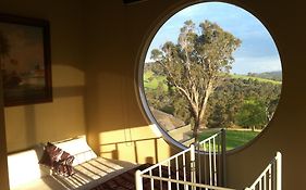 Sutherland Estate - Stunning Yarra Valley Vineyard